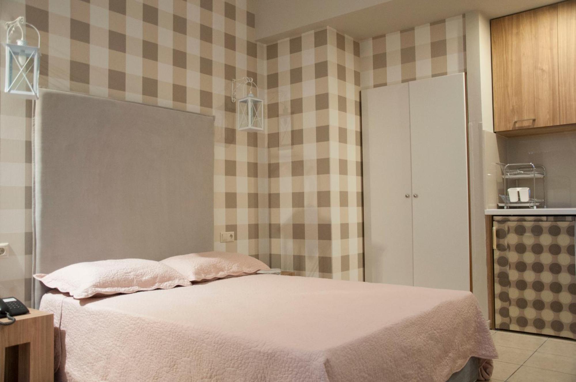 Ariadnes Holiday Accommodation Apidias Lakos Room photo